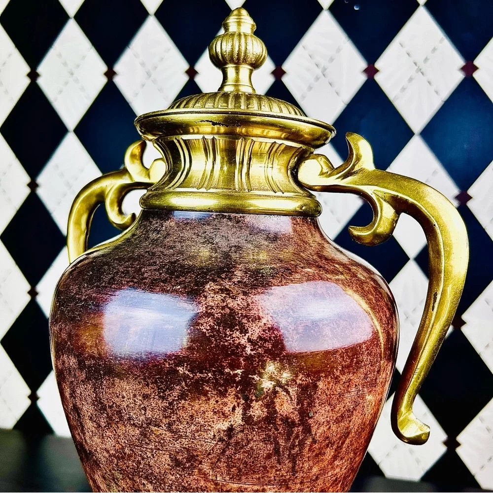 Neoclassical Gilt Metal Urn Pair Mid Century Modern‎ Hollywood Regency Luxury - Picture 5 of 16